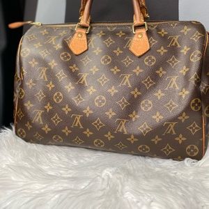 SOLD Authentic Louis Vuitton Speedy 35